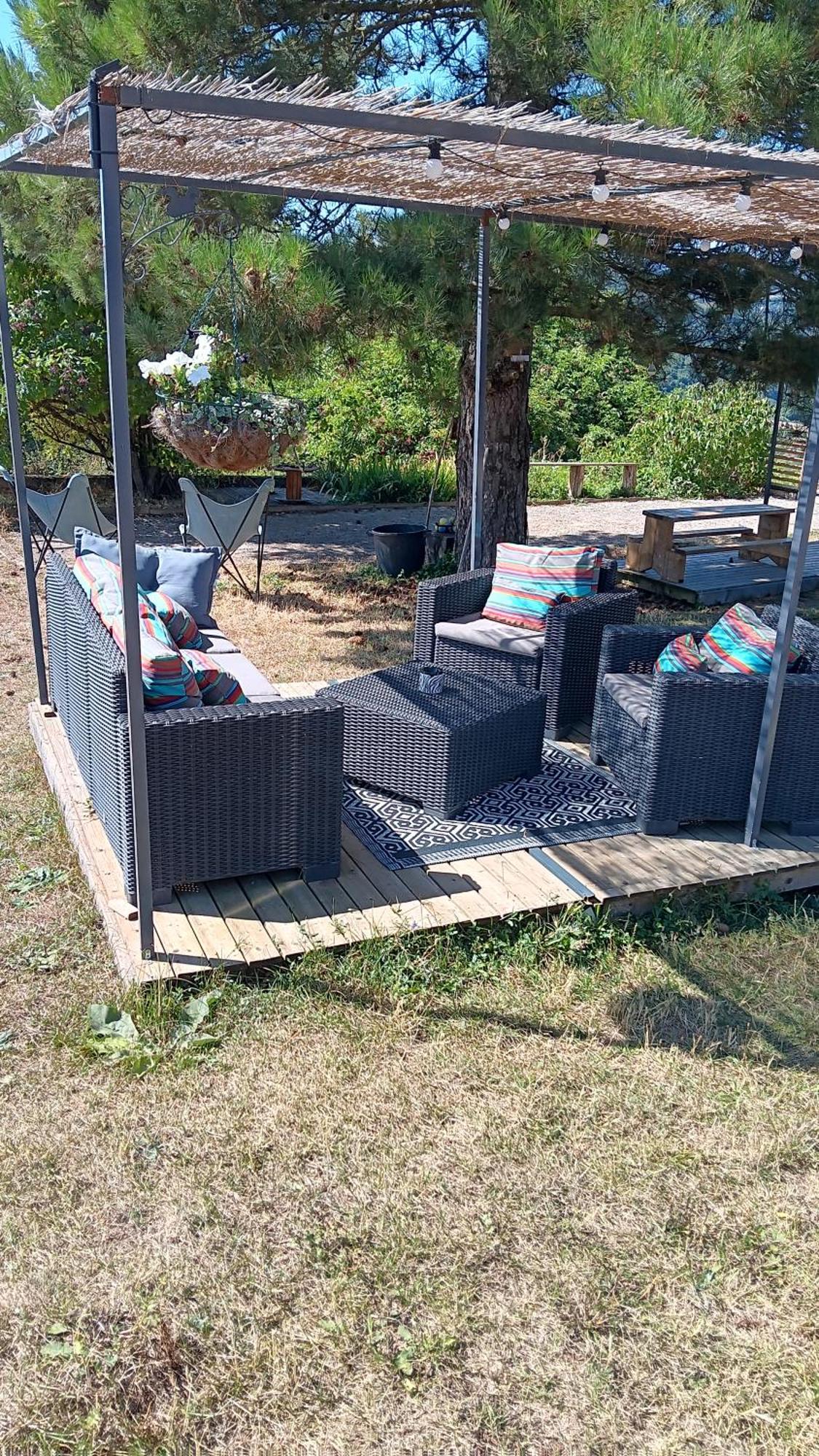 Le Gite Voute Confort Et Repos Saint-Beauzely Bagian luar foto